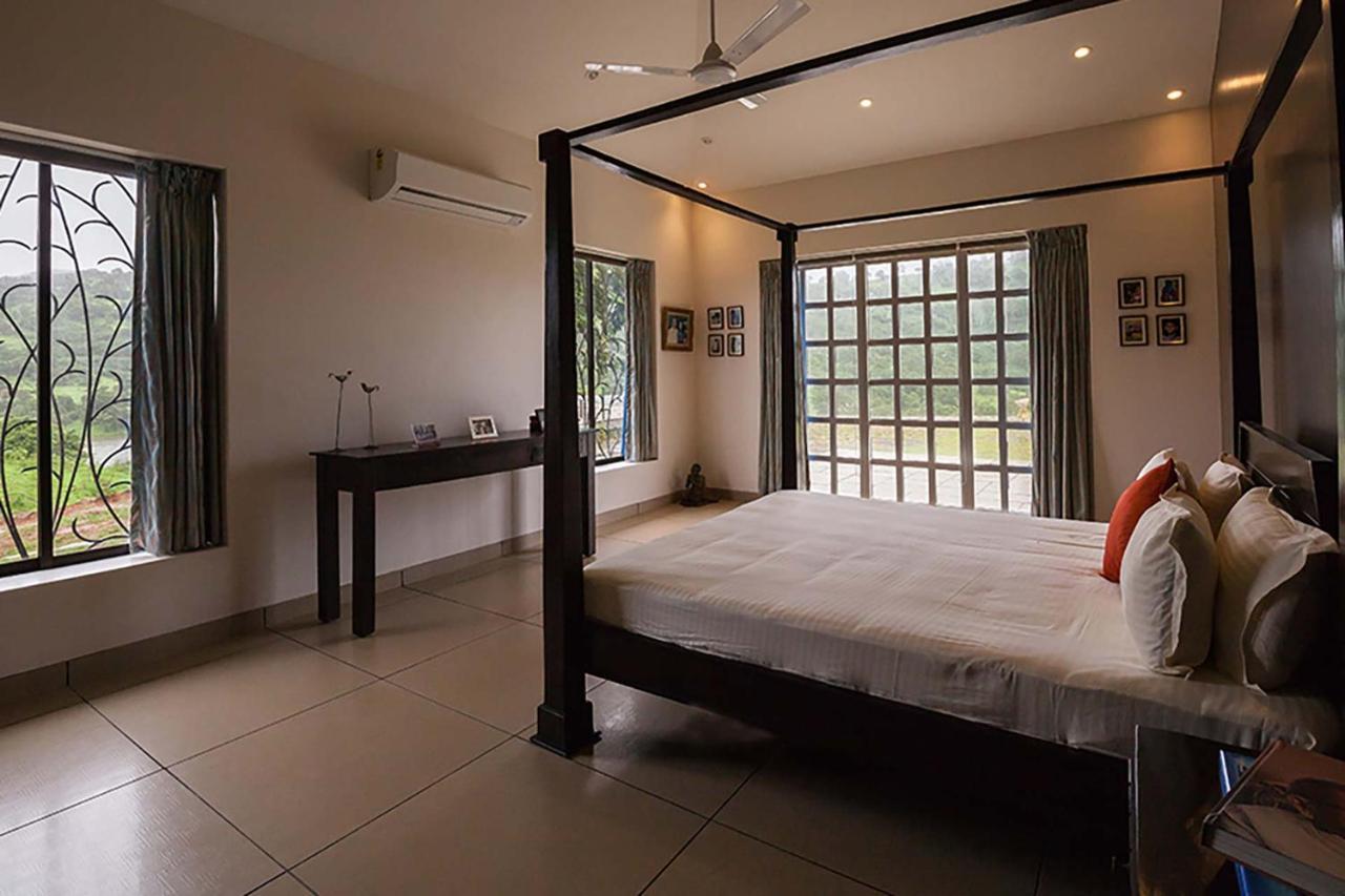 Stayvista'S Shivom Villa 12 - A Serene Escape With Views Of The Valley And Lake لونافالا المظهر الخارجي الصورة