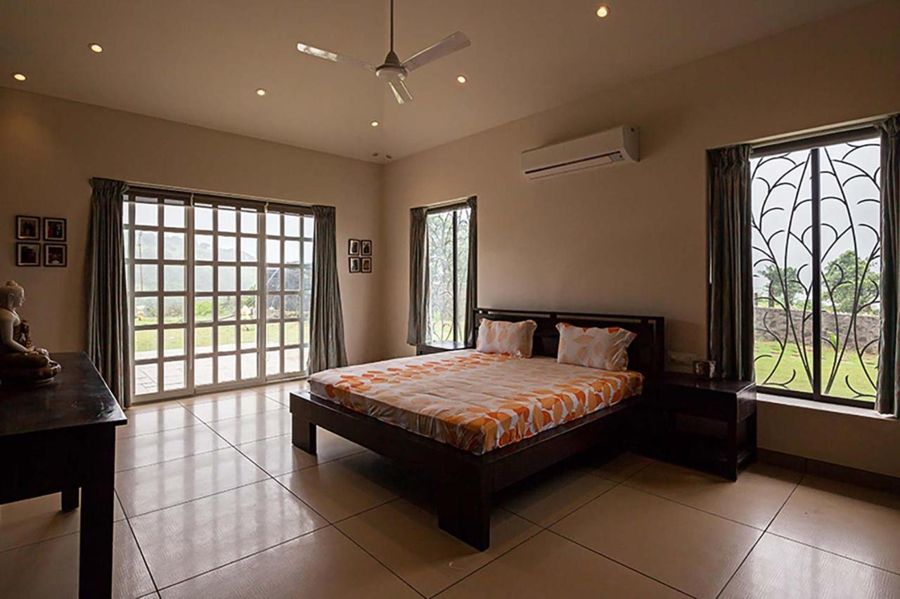 Stayvista'S Shivom Villa 12 - A Serene Escape With Views Of The Valley And Lake لونافالا المظهر الخارجي الصورة