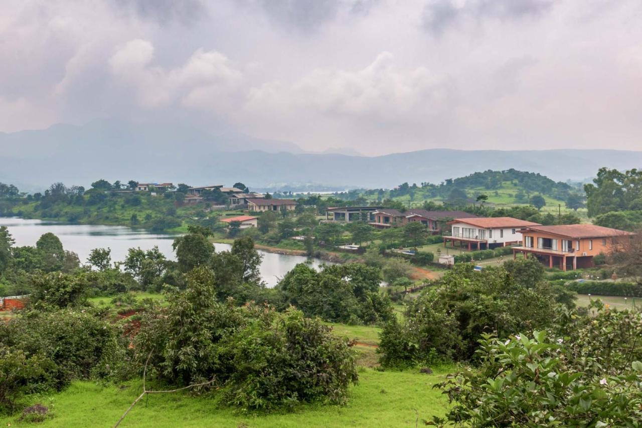 Stayvista'S Shivom Villa 12 - A Serene Escape With Views Of The Valley And Lake لونافالا المظهر الخارجي الصورة